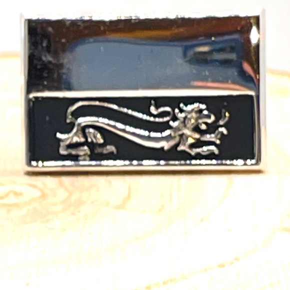 Vintage Shields Fifth Avenue Signed Silver Tone Black Enamel Men's Cuff Links - Picture 2 of 10